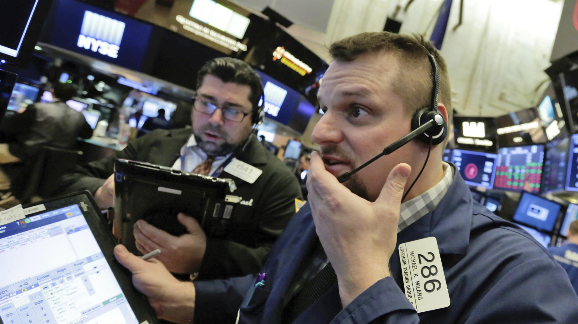 Nuevo golpe en Wall Street, el Dow Jones perdió 4,15%