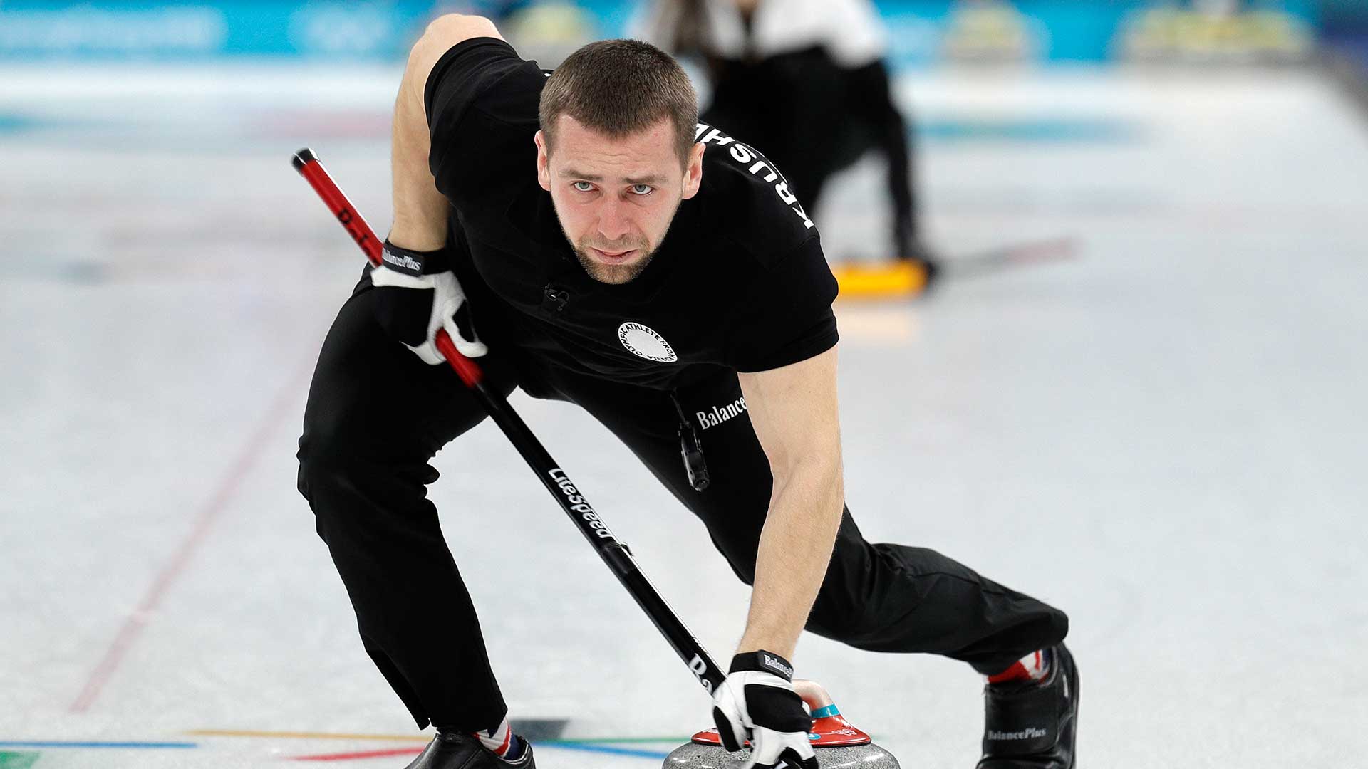 El jugador ruso de curling Alexander Krushelnitsky da positivo por dopaje