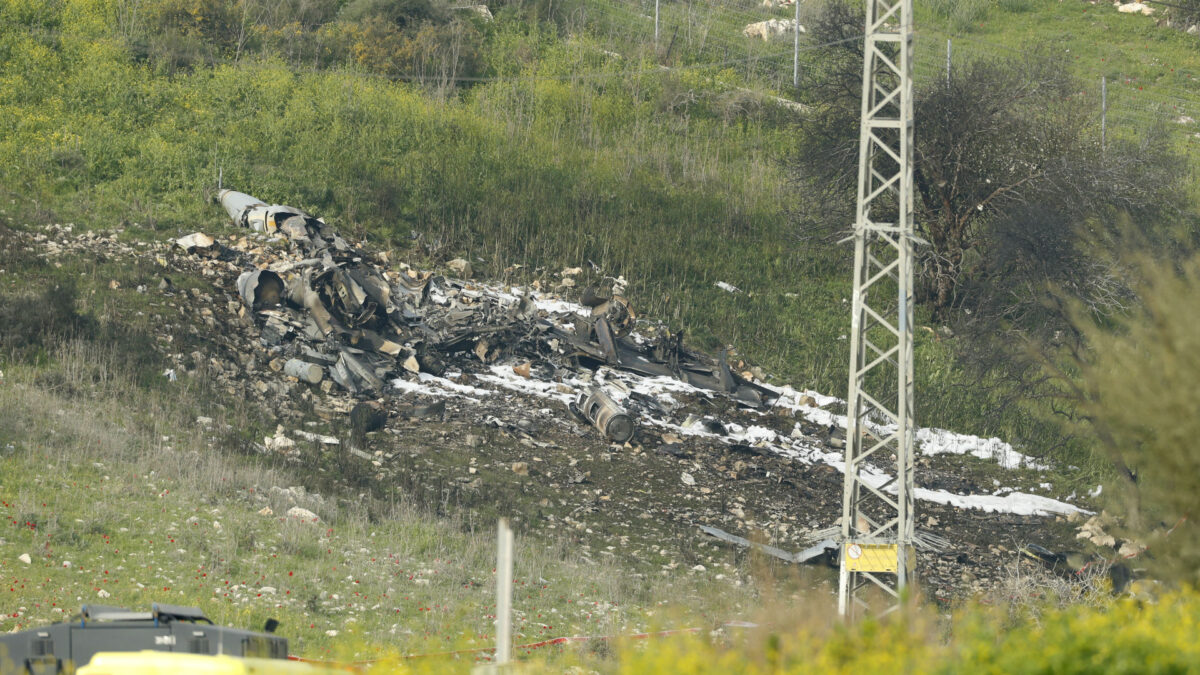 Siria derriba un caza israelí que participaba en una operación contra «blancos iraníes»