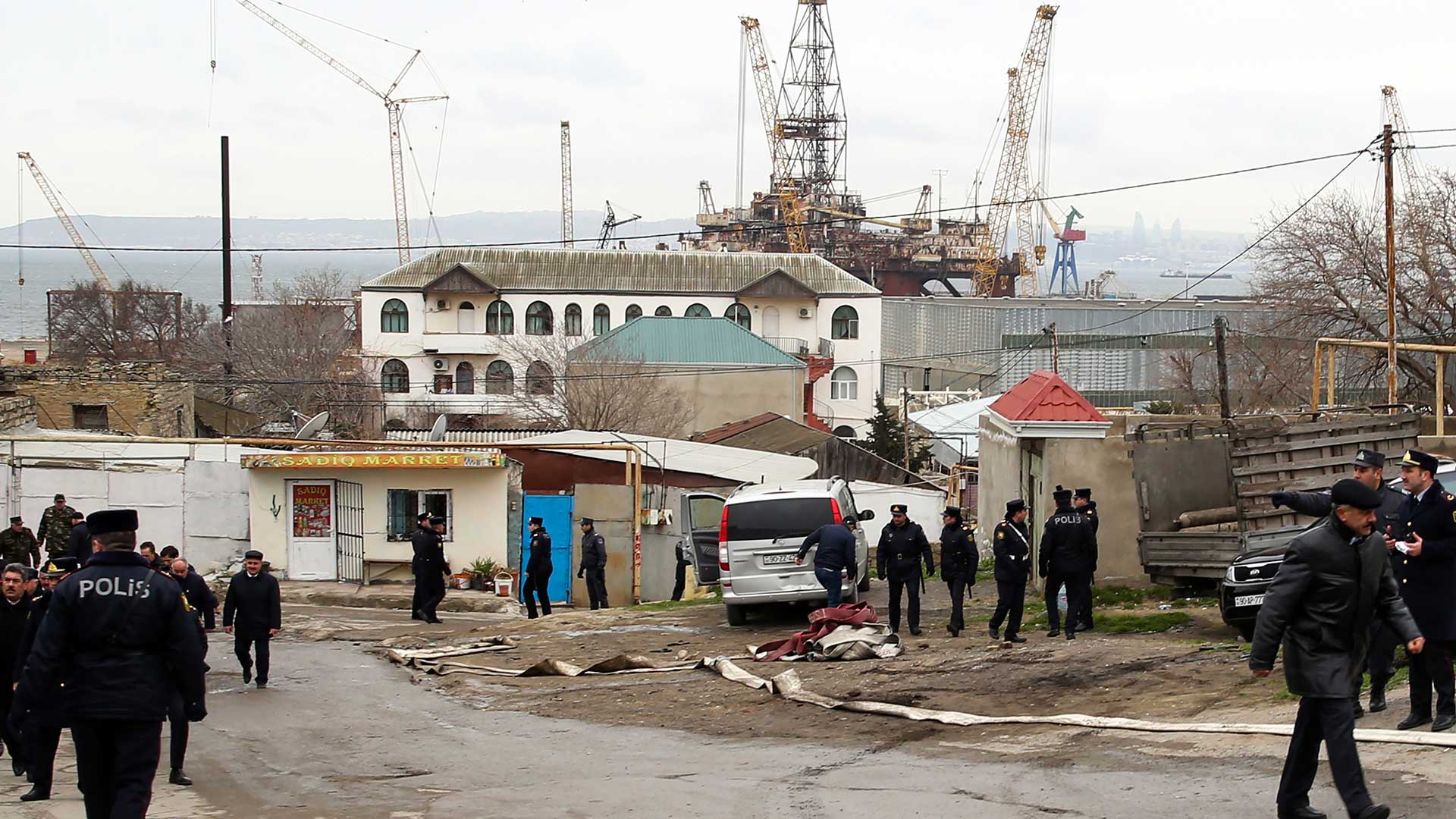 Al menos 26 muertos en un incendio en un centro de rehabilitación en Azerbaiyán