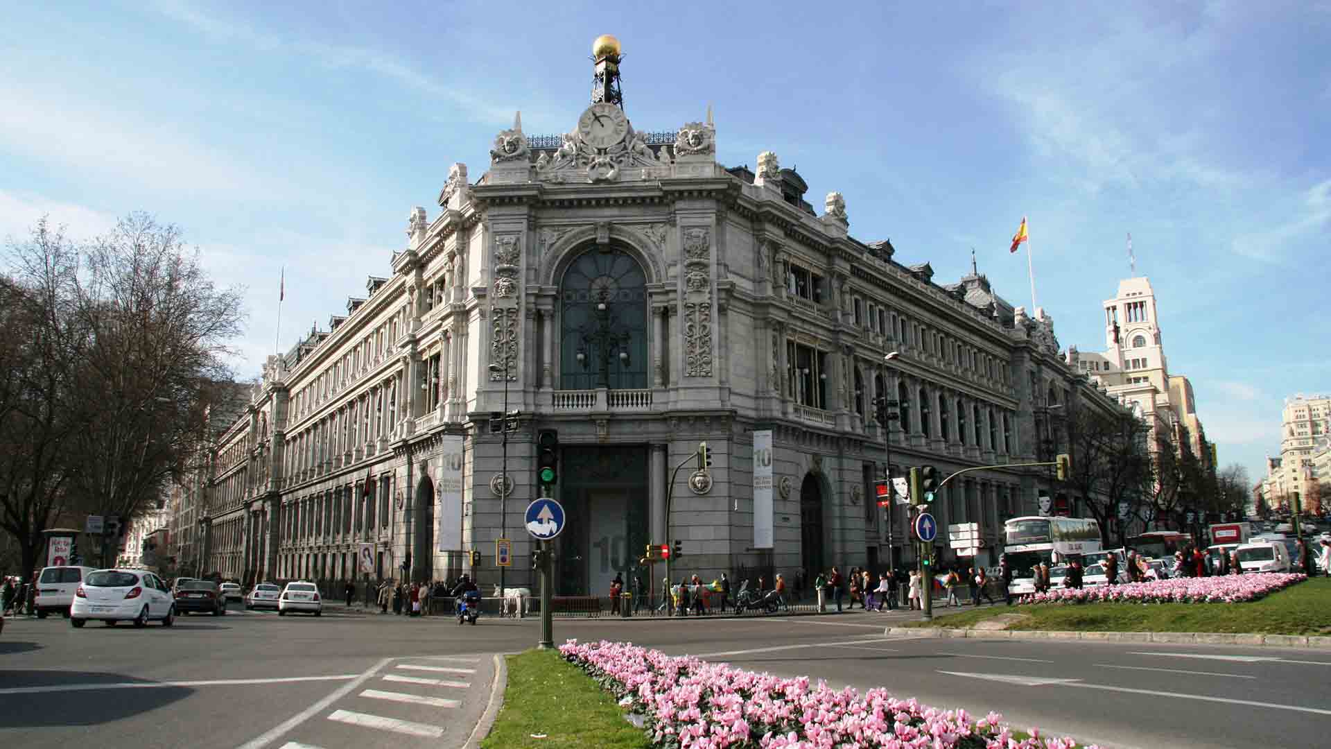 El Banco España eleva al 2,7% su previsión de PIB para 2018