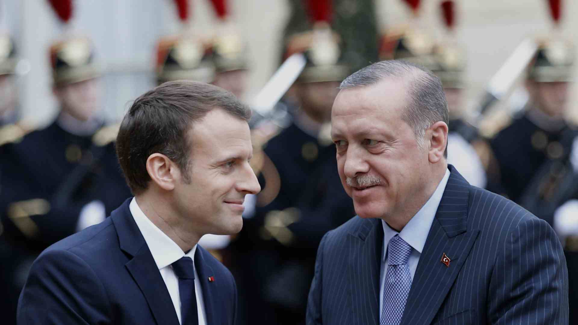El gobierno de Ankara rechaza la mediación francesa con los árabes-kurdos de Siria