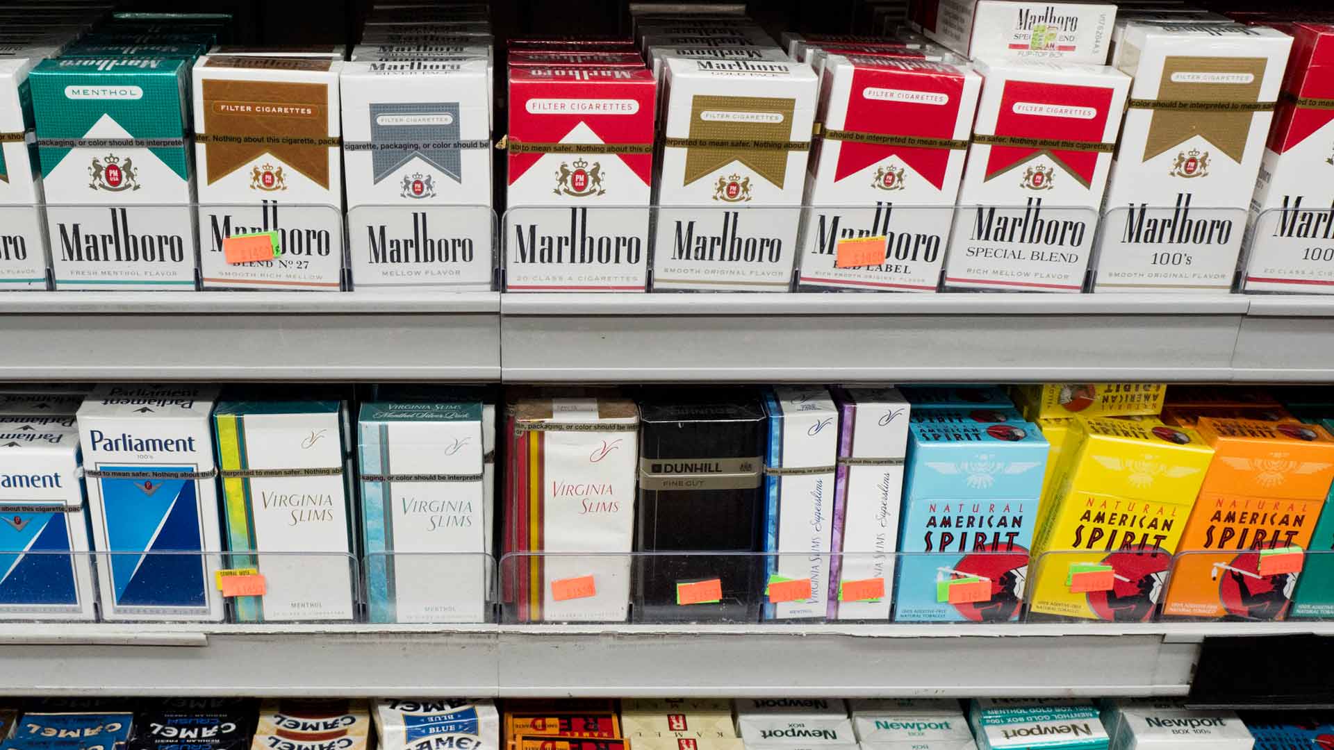 Francia aprueba un plan de prevención del tabaquismo