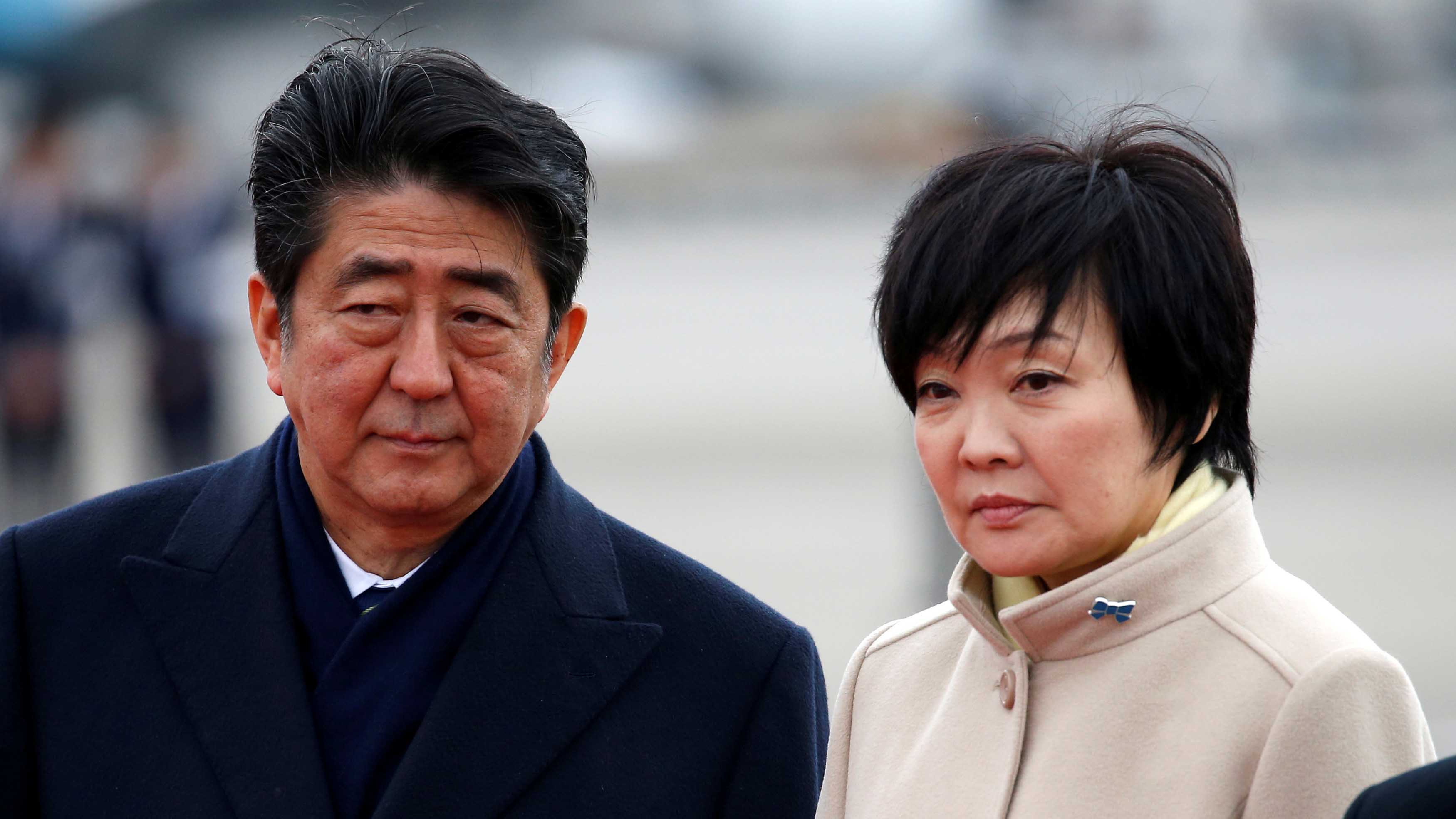 El Ministerio de Finanzas nipón falseó documentos de un escándalo que involucra a Abe