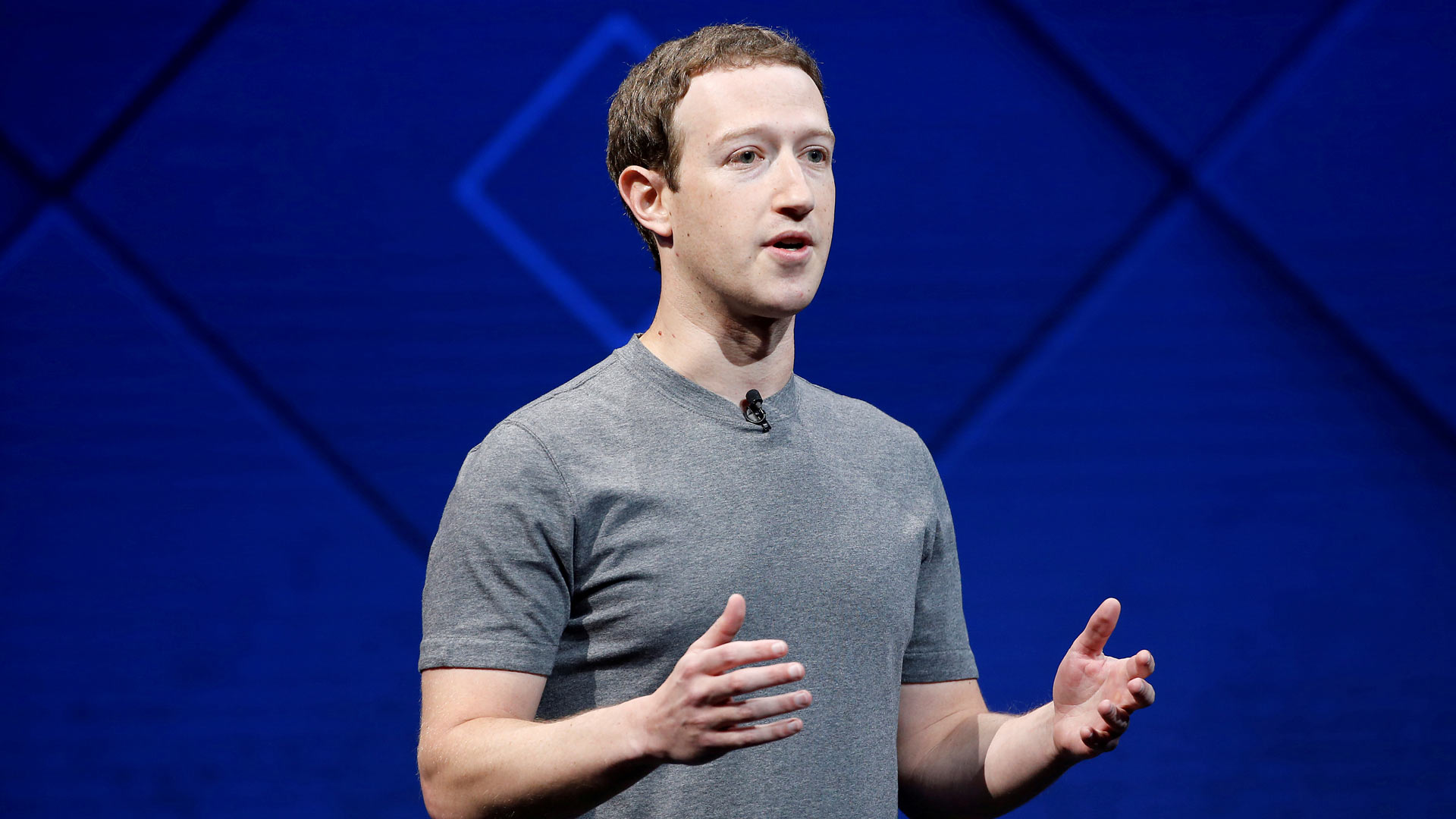 El Parlamento británico pide explicaciones a Zuckerberg sobre Cambridge Analytica