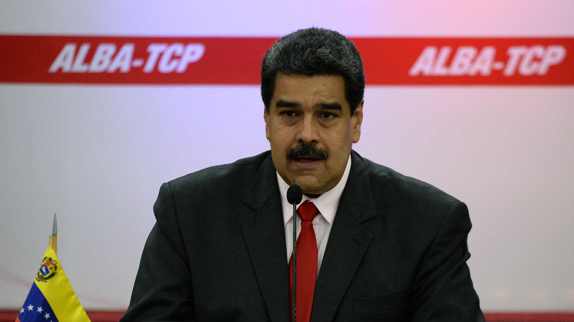 El Senado de Florida aprueba vetar negocios con firmas que colaboren con Maduro