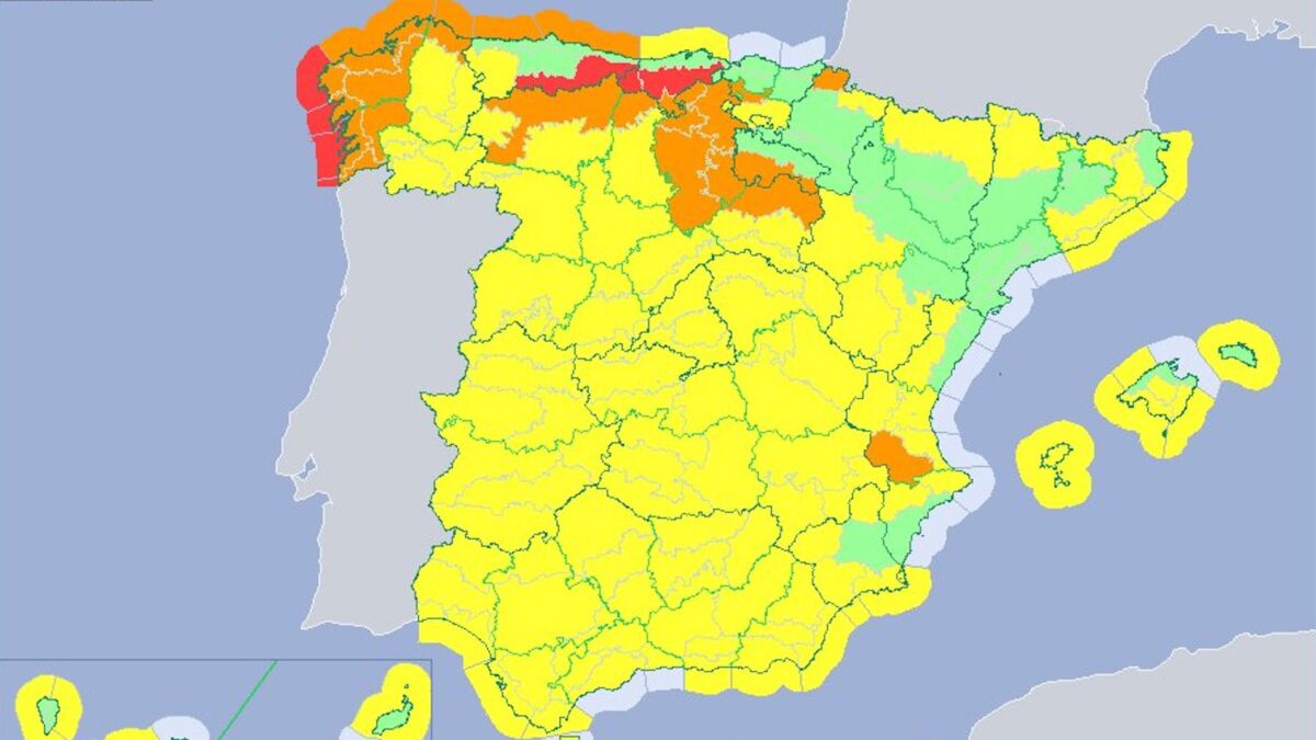 La borrasca Félix pone en alerta al norte de España con lluvias y vientos de hasta 140 kilómetros