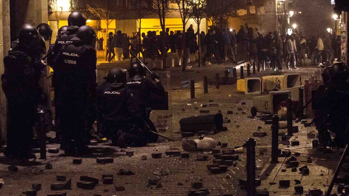 La juez deja en libertad a cinco detenidos por los incidentes de Lavapiés