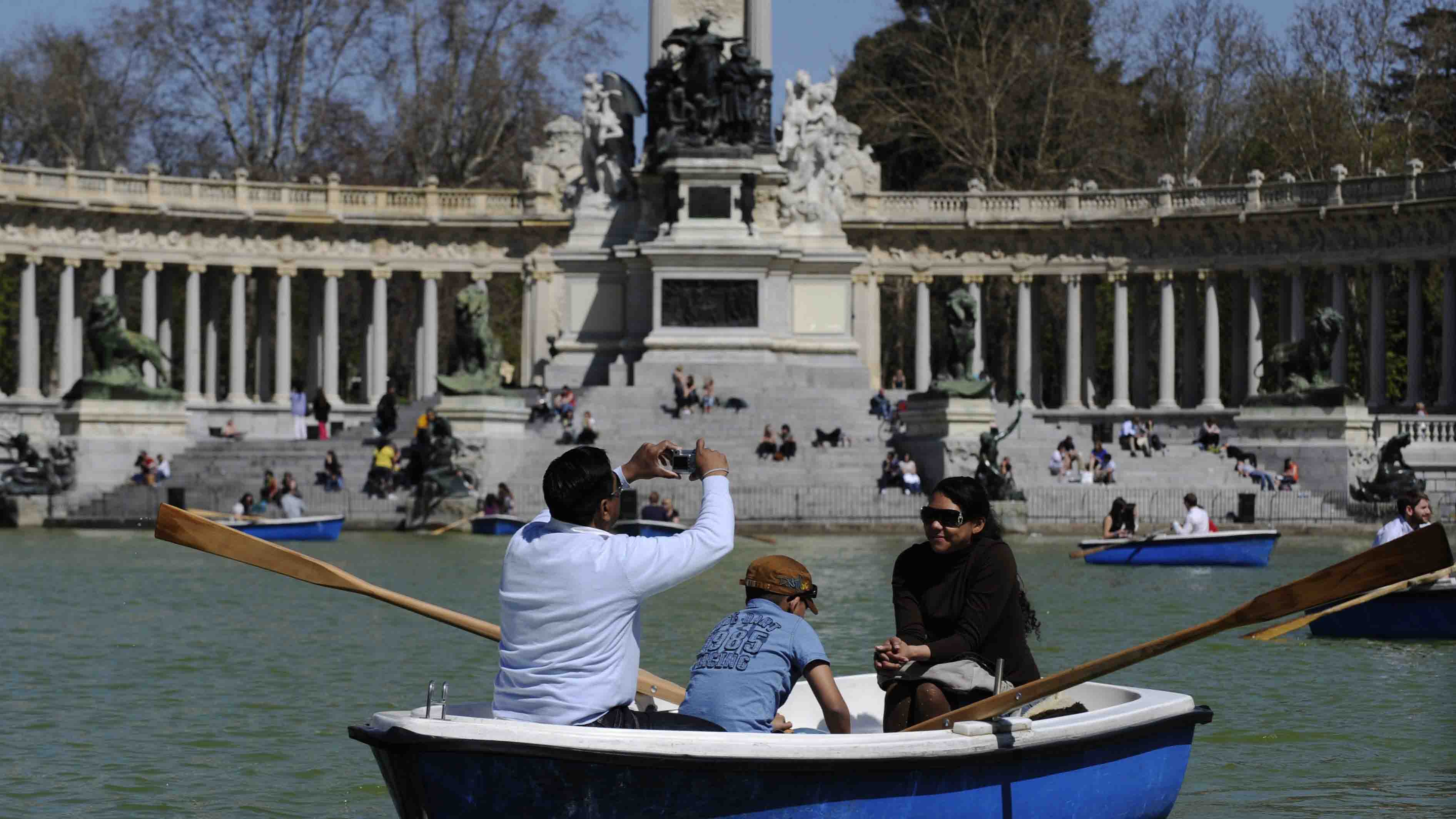Madrid reabre el mirador de la estatua de Alfonso XII del Parque del Retiro