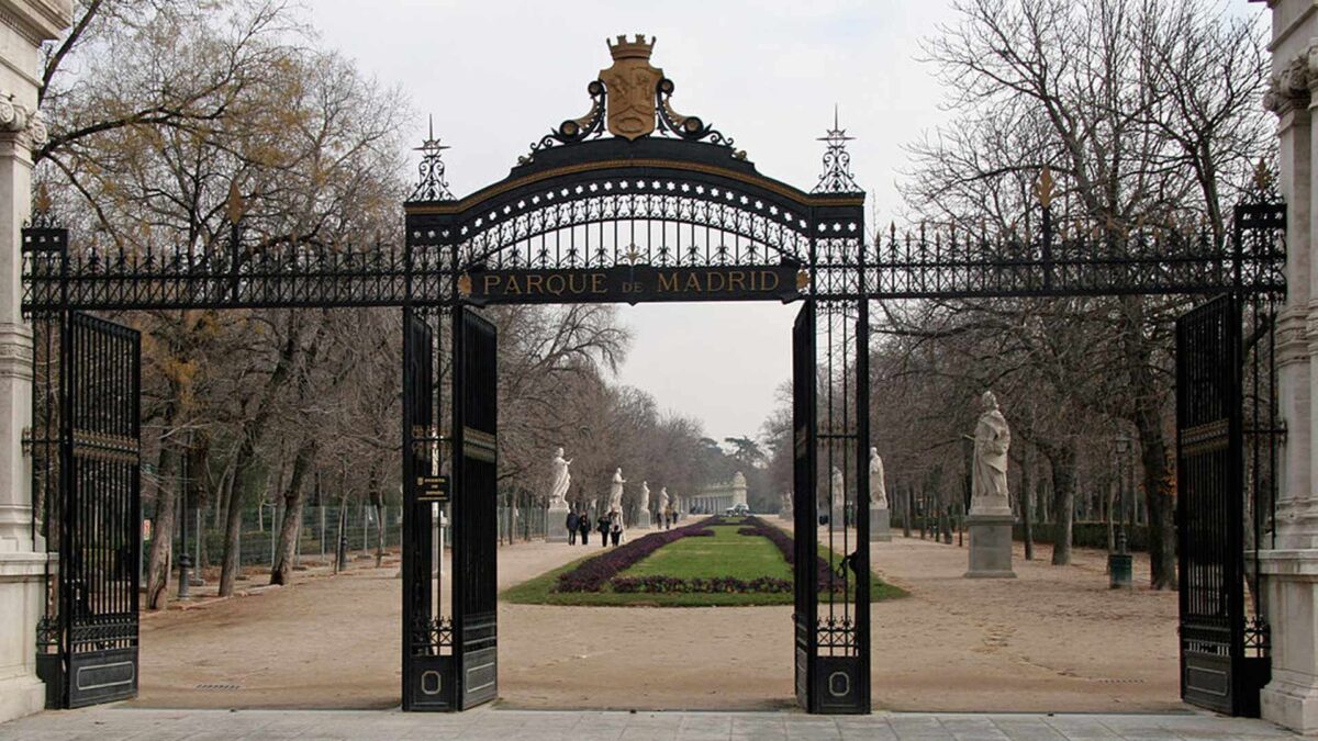 Muere un niño de 4 años tras caerle un árbol encima en el parque de El Retiro