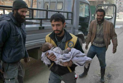 Nuevos bombardeos aéreos del régimen sirio matan a 44 civiles en Guta Oriental