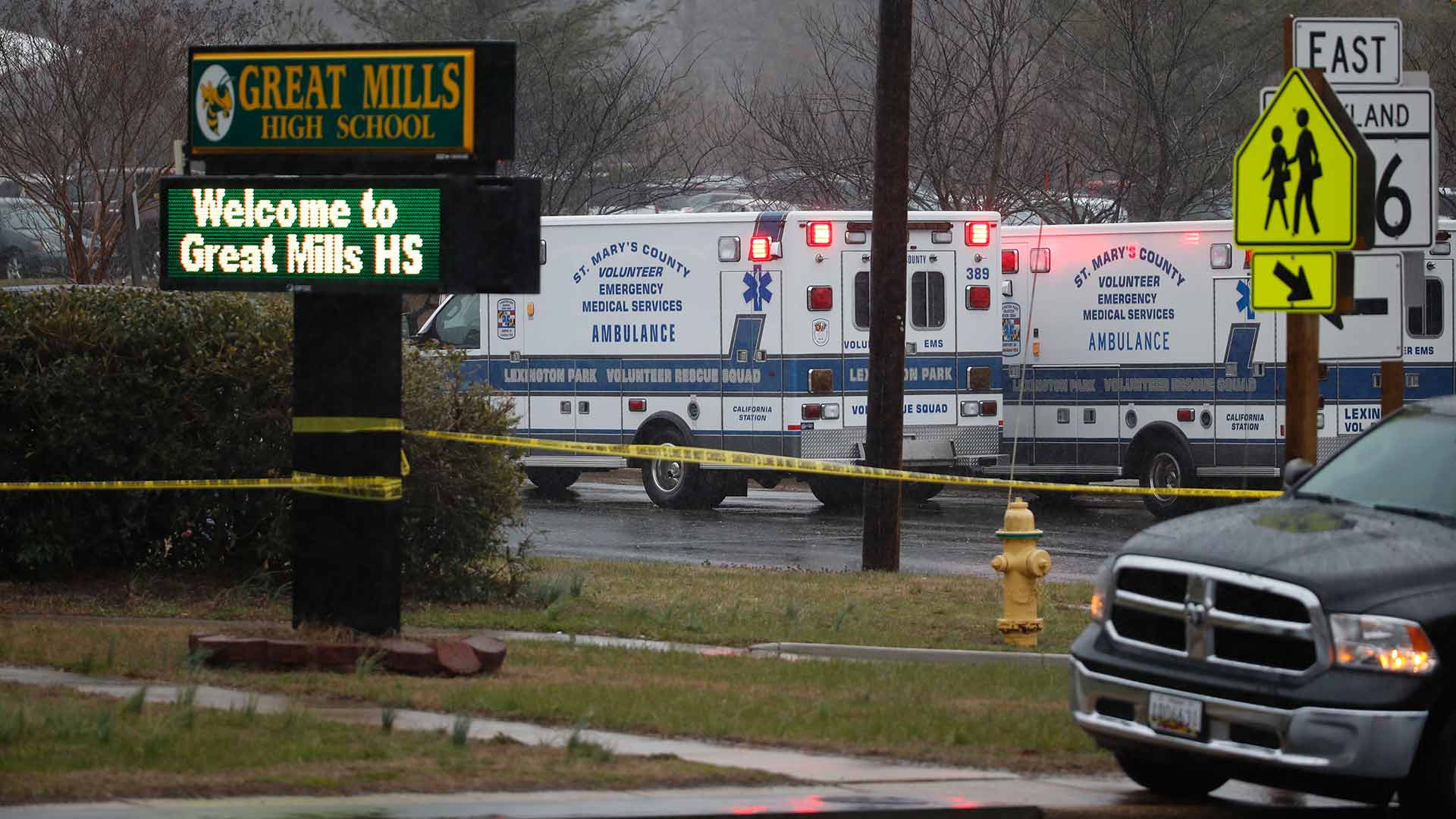 Tres heridos graves en un tiroteo en una escuela en Maryland