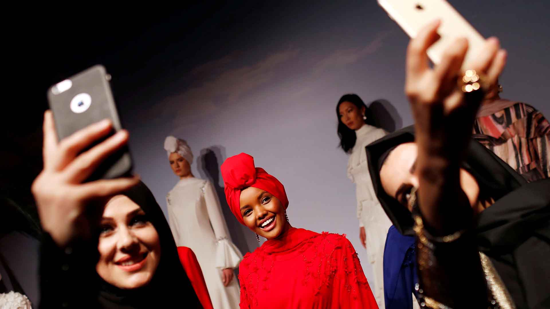 6 modelos musulmanas que están revolucionando las pasarelas