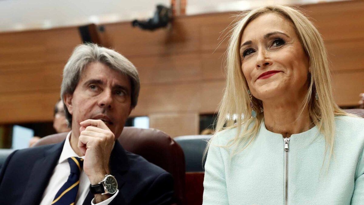 Cifuentes acusa a Ciudadanos de buscar un «pretexto» para que gobierne la «izquierda radical» en Madrid