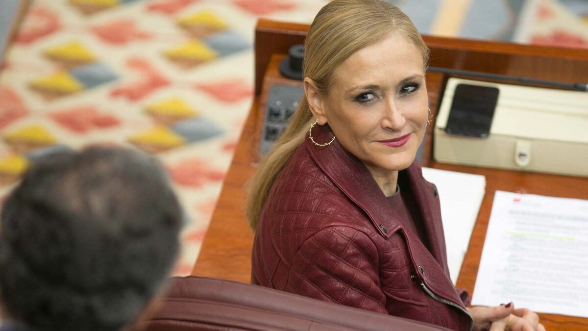 Cifuentes en apuros