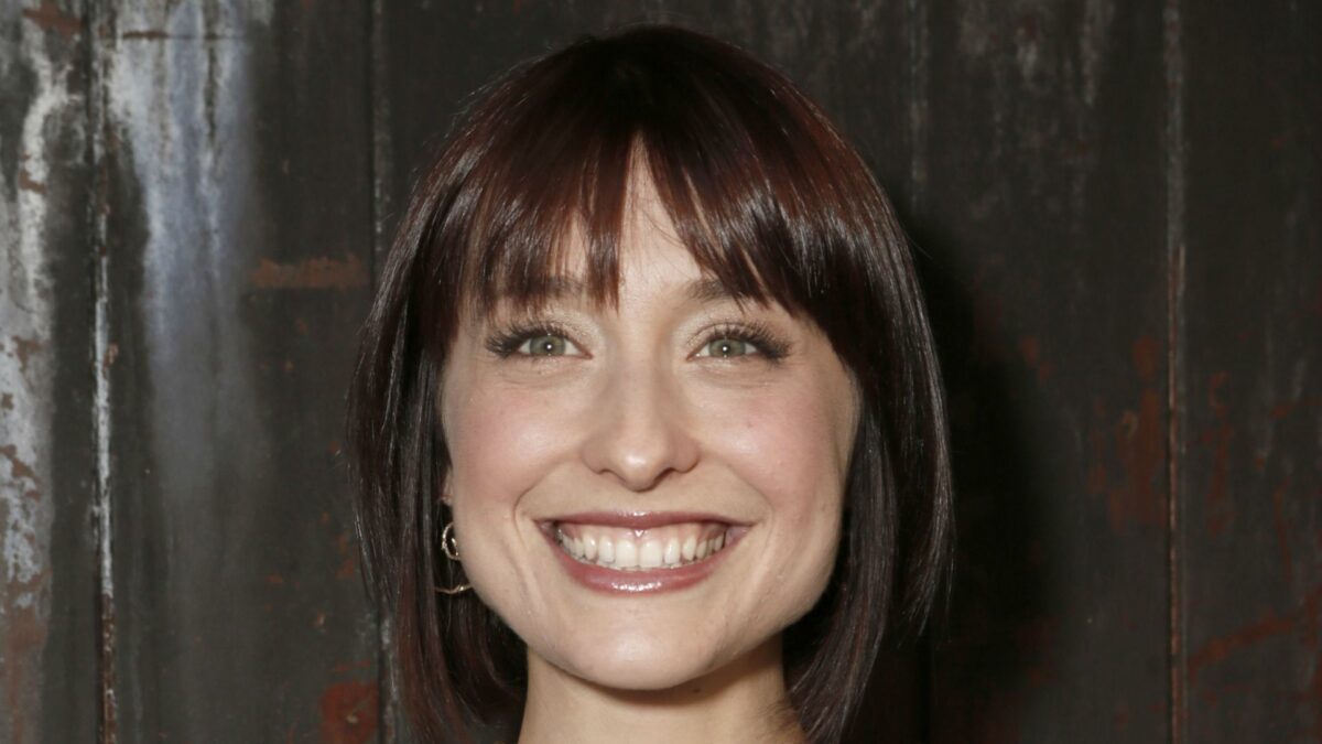 Detienen a la famosa actriz de ‘Smallville’ Allison Mack por tráfico sexual