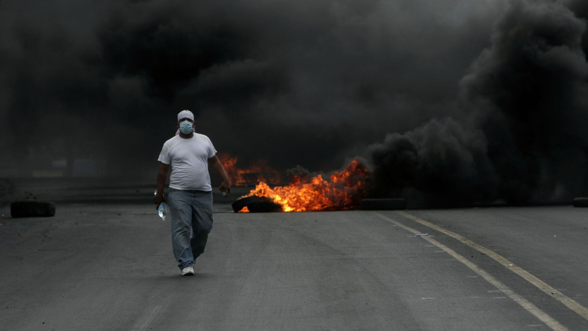 El presidente de Nicaragua abre la puerta al diálogo tras la violencia de las protestas