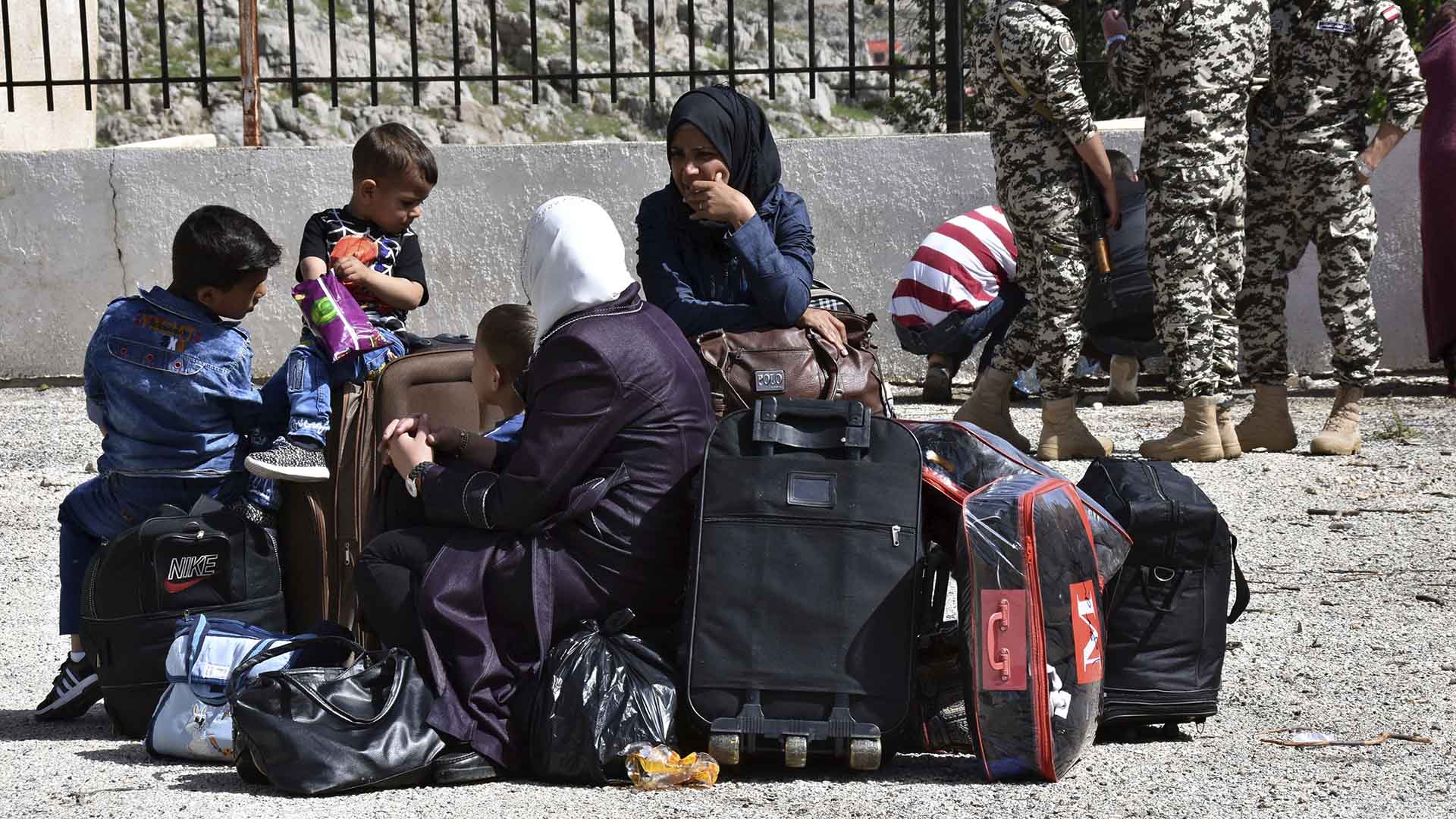 Denuncian expulsiones de refugiados sirios de sus hogares en Líbano por "motivos religiosos"