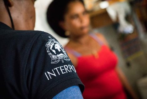 Interpol rescata a 350 víctimas de explotación sexual y trabajos forzados en Sudamérica