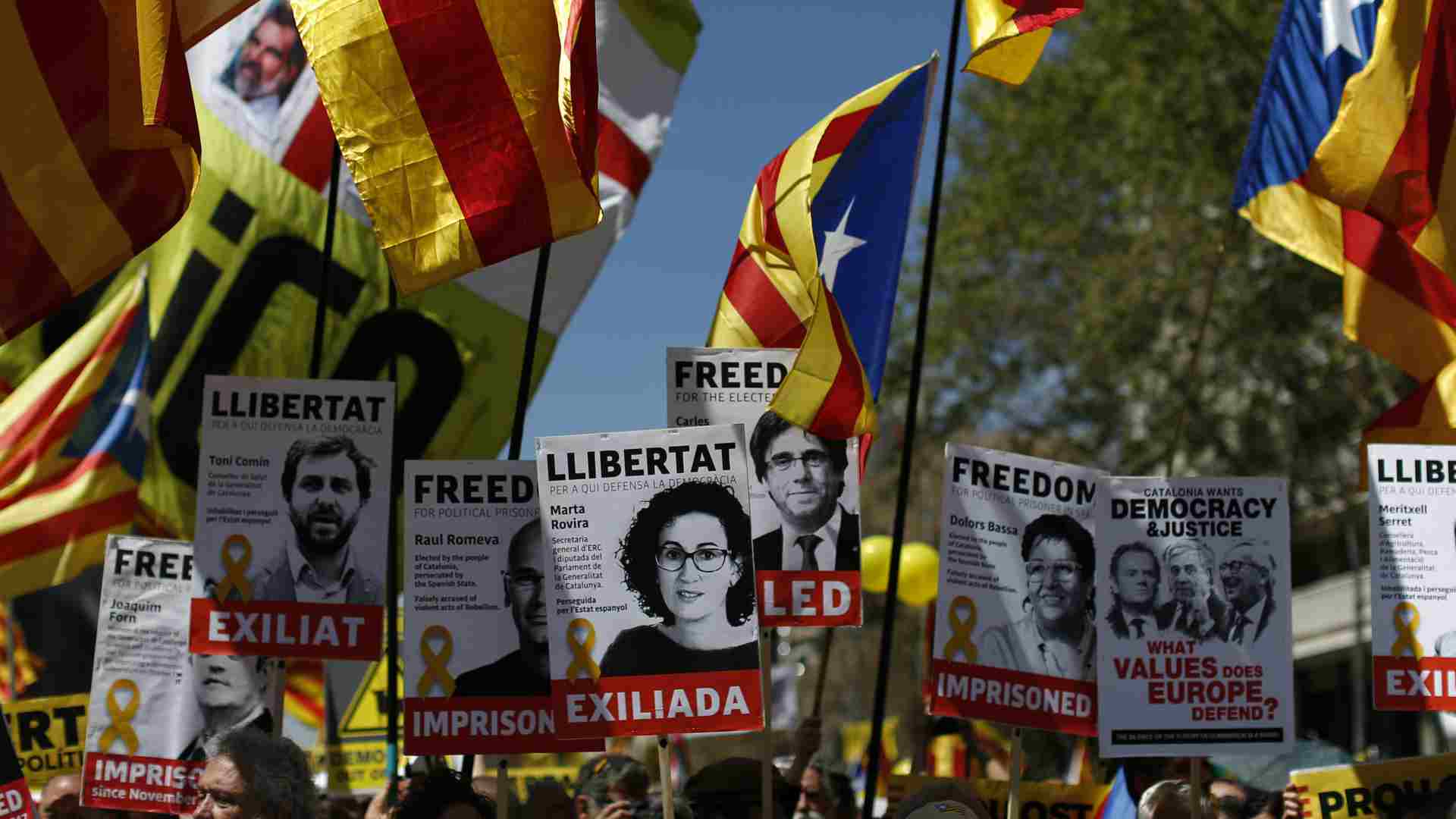Los independentistas catalanes encarcelados piden su acercamiento a Cataluña