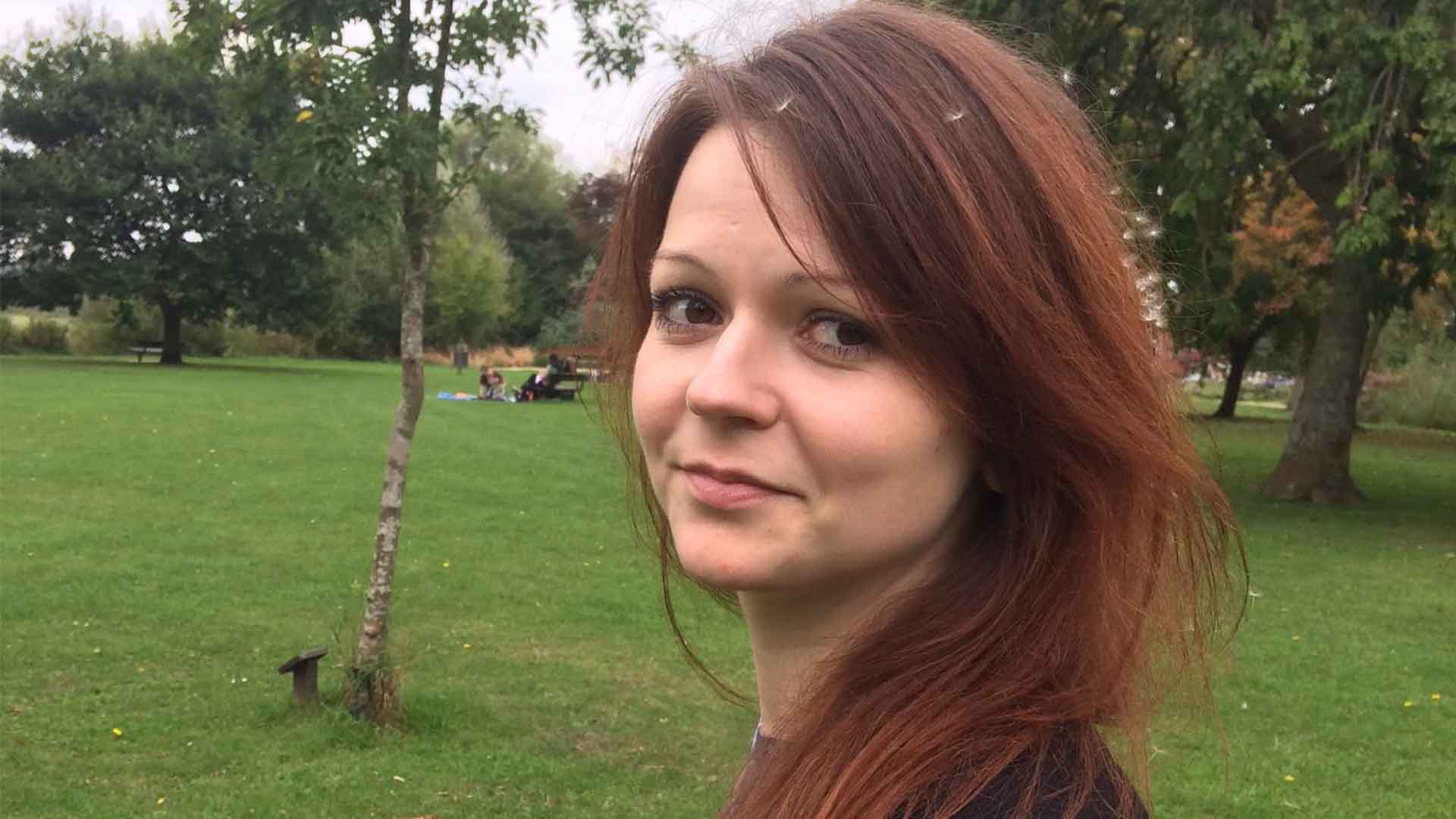 Sale del hospital la hija del exespía ruso atacada con gas nervioso en Inglaterra
