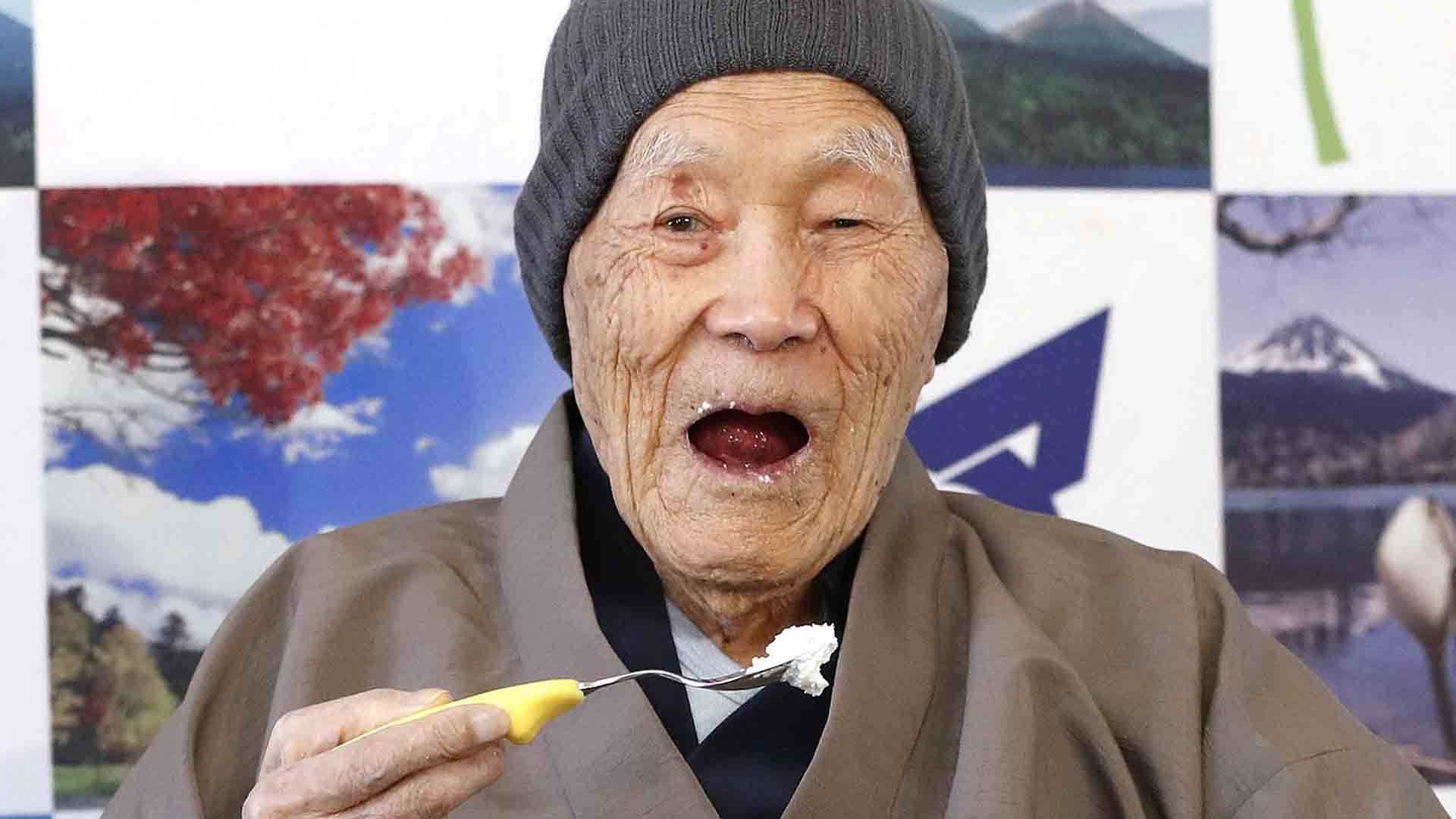 Un japonés de 112 años reemplaza a un español como hombre más longevo del mundo