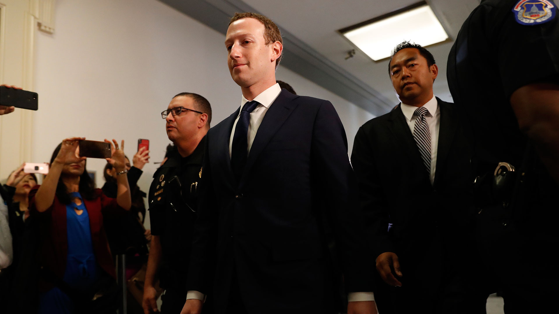 Zuckerberg se abre a la posibilidad de aumentar la regulación de Facebook