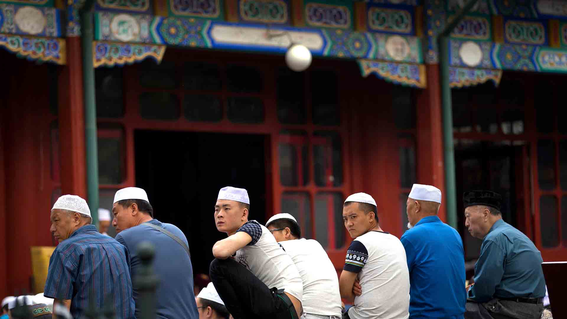 China obligará a las mezquitas a izar la bandera nacional