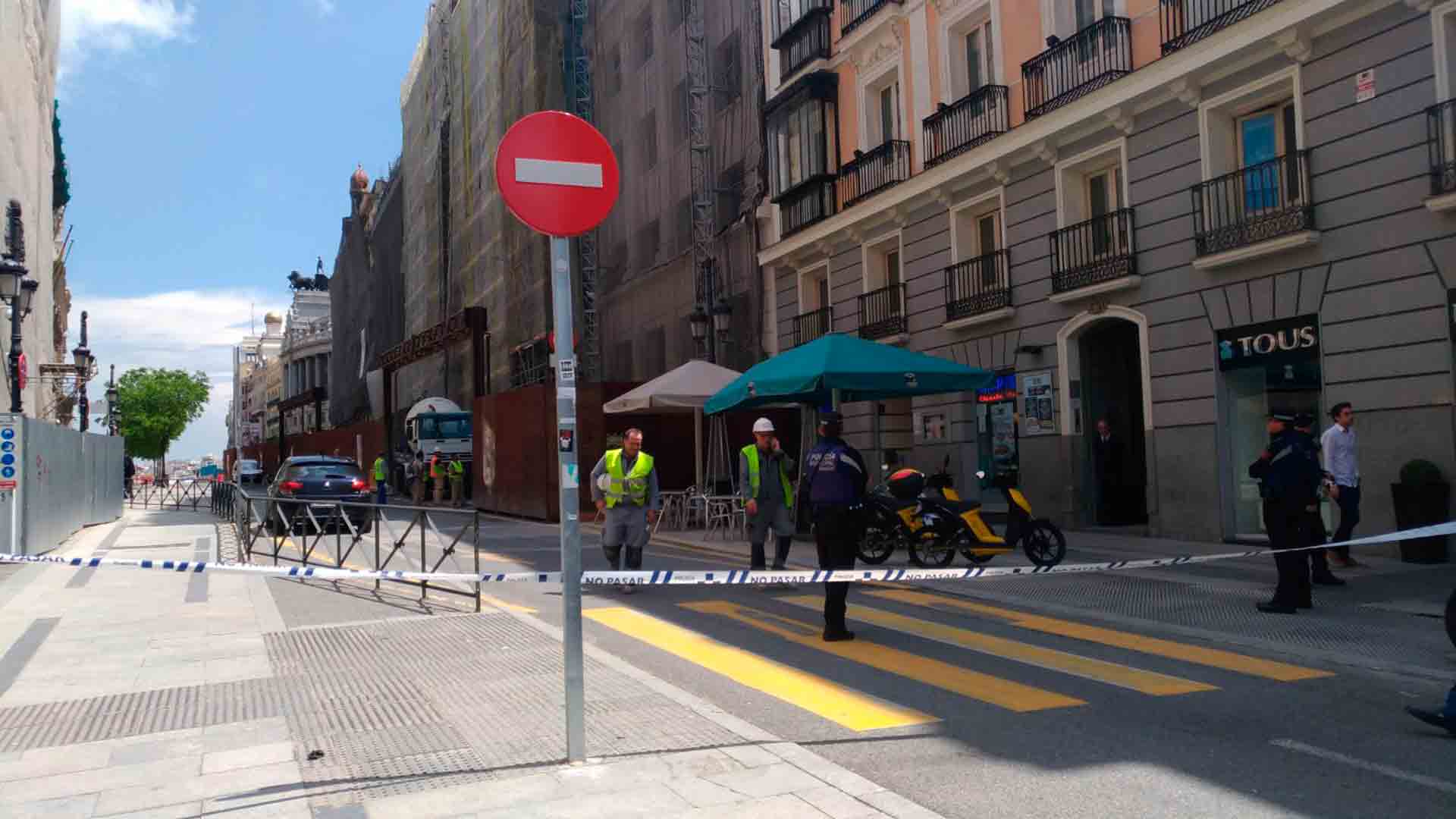 Reabren la calle Alcalá de Madrid tras controlar una fuga de gas