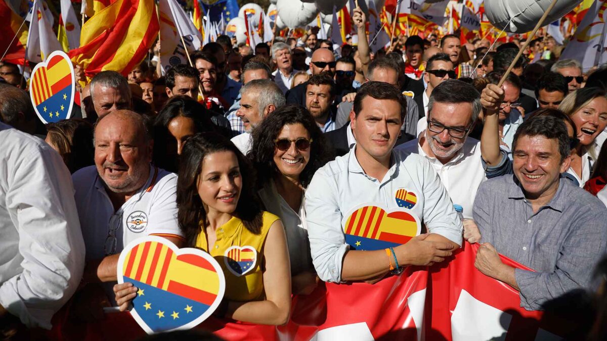 Cs ganaría las elecciones catalanas, pero los independentistas mantendrían la mayoría absoluta