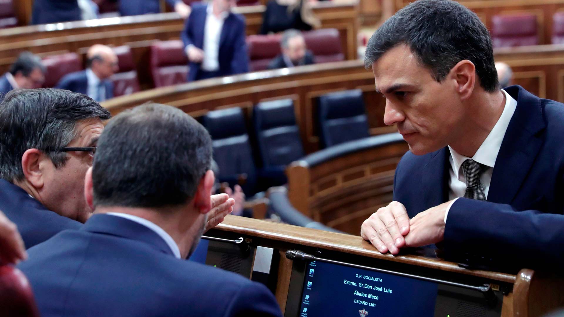 El PNV y PDeCAT apoyan la moción de censura para echar a Rajoy e investir a Sánchez