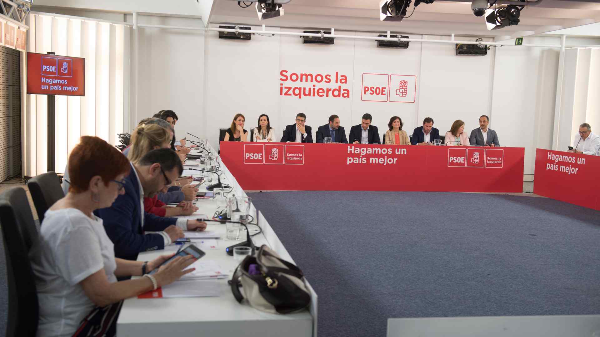 El PSOE decide si presenta una moción de censura a Rajoy por la sentencia de la Gürtel