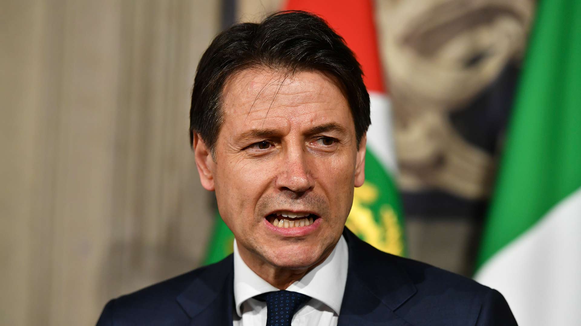 Giuseppe Conte renuncia a ser primer ministro de Italia
