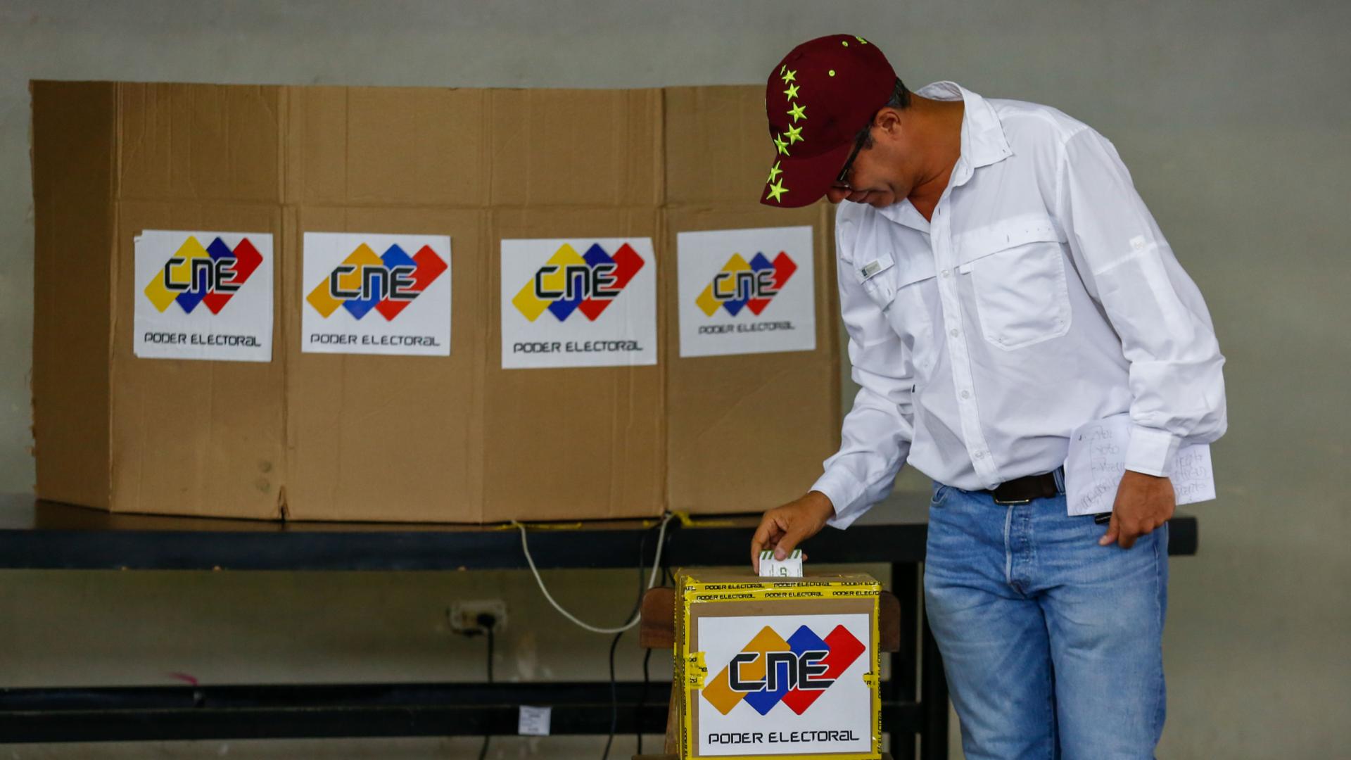 Henri Falcón denuncia más de 350 violaciones a la norma electoral venezolana