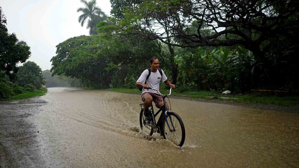 Más de 5.000 evacuados en Cuba por la tormenta Alberto