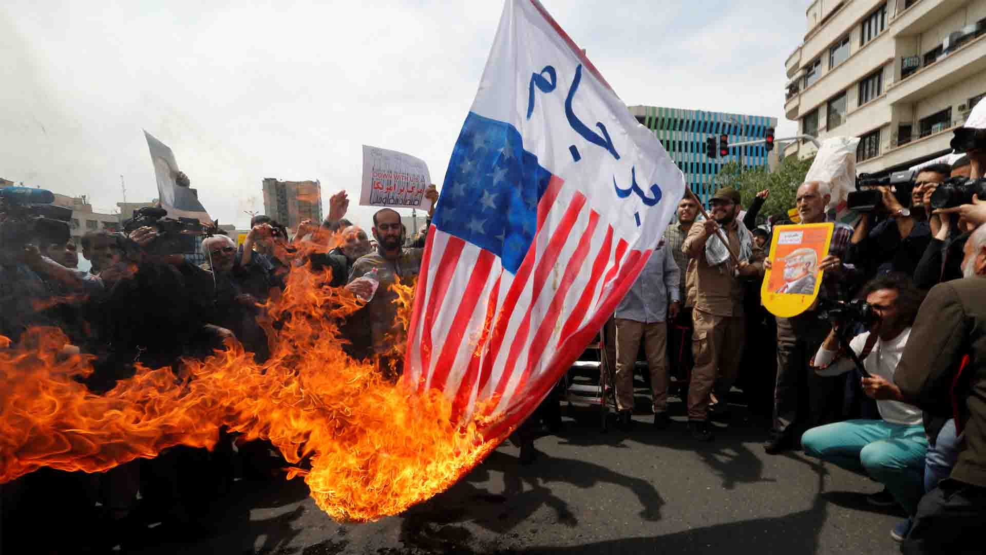 Masivas protestas en Irán contra la retirada de EEUU del acuerdo nuclear