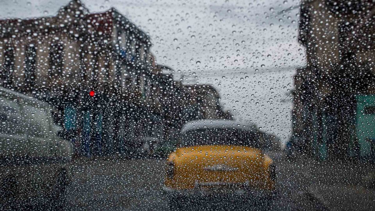 La tormenta Alberto deja incomunicada la zona central de Cuba