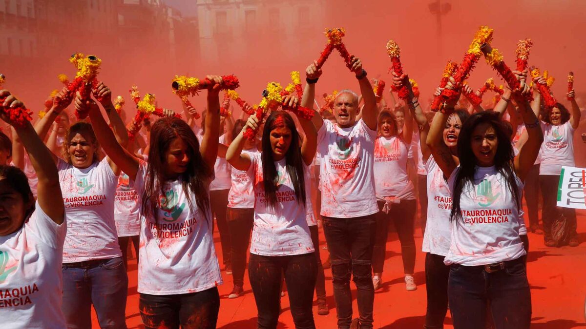 Miles de personas piden en Madrid el fin de la tauromaquia