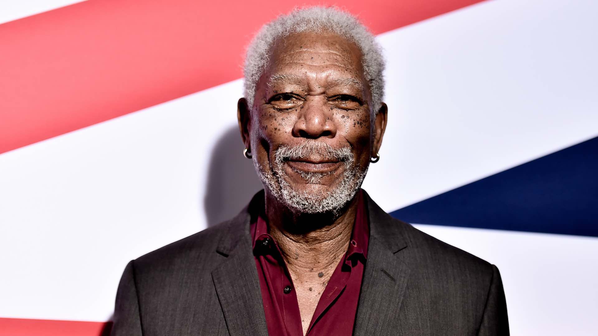 Morgan Freeman reitera sus disculpas y asegura que no agredió a ninguna mujer
