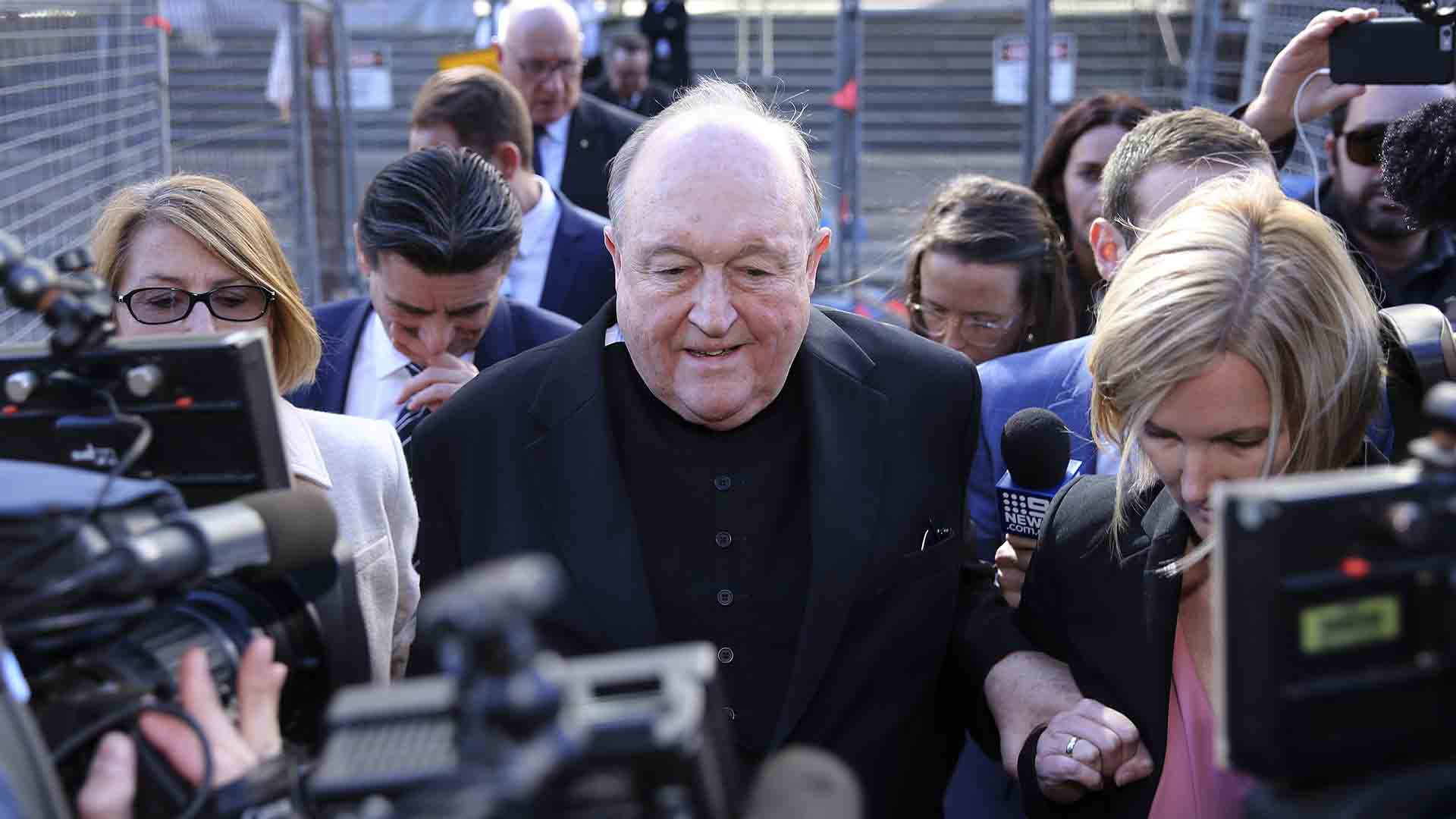 Un arzobispo australiano, culpable de encubrir casos de pederastia