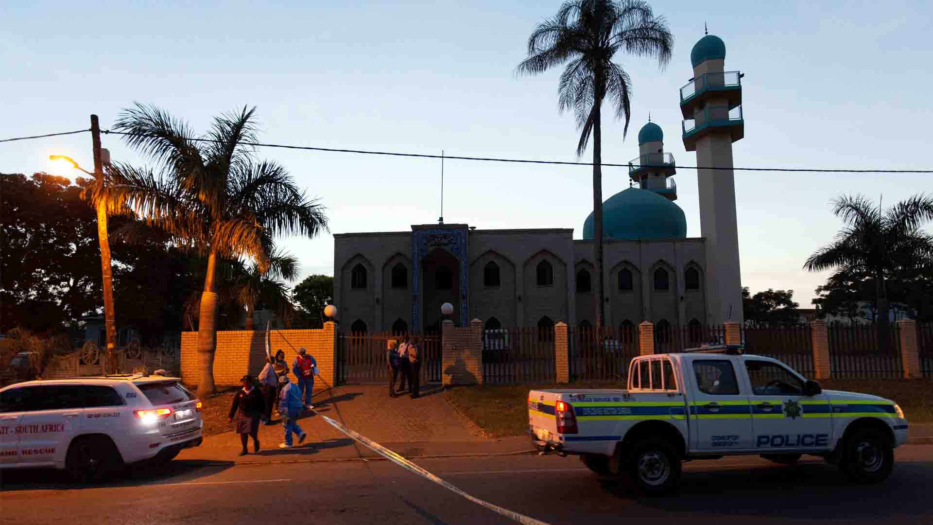 Un imán degollado y dos heridos graves en un ataque a cuchilladas en una mezquita sudafricana
