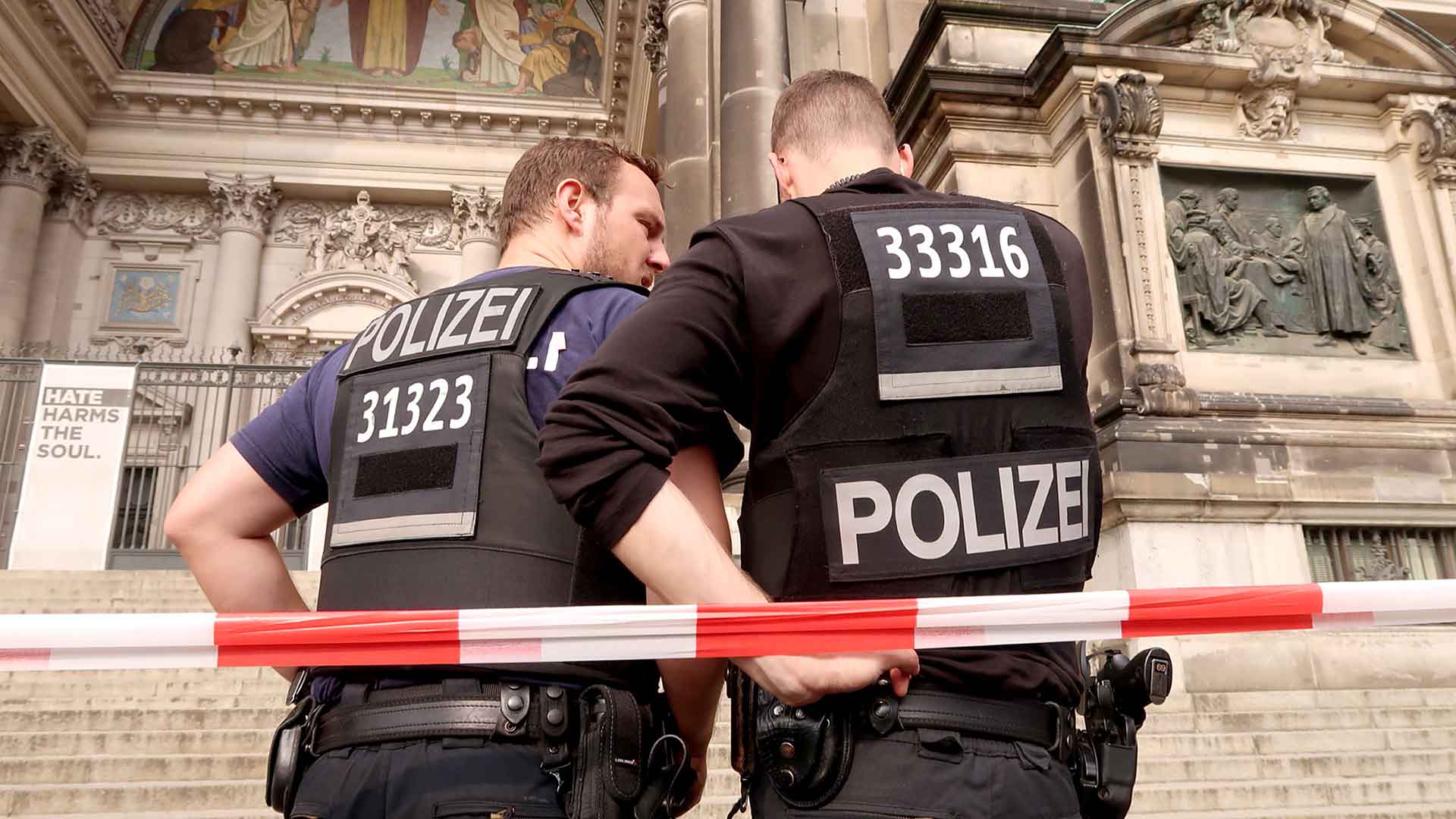 La policía alemana dispara a un hombre en la Catedral de Berlín