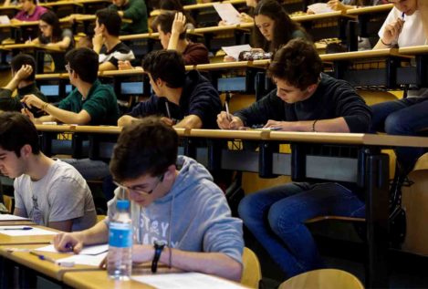 Más de 4.000 estudiantes repiten los exámenes de la EBAU en Extremadura