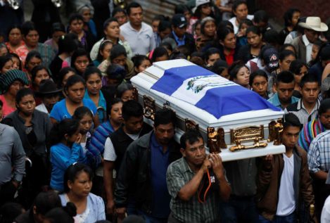 Aumenta a 109 el número de muertos por el volcán de Fuego en Guatemala