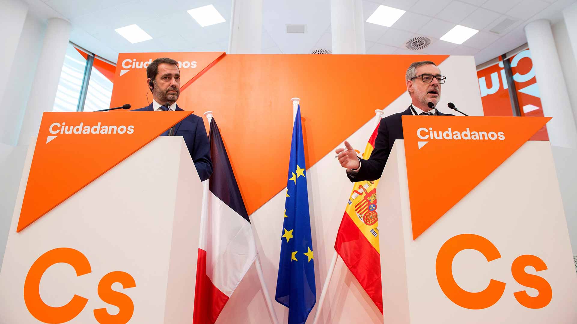 Ciudadanos estudia concurrir a las europeas en la plataforma de Macron