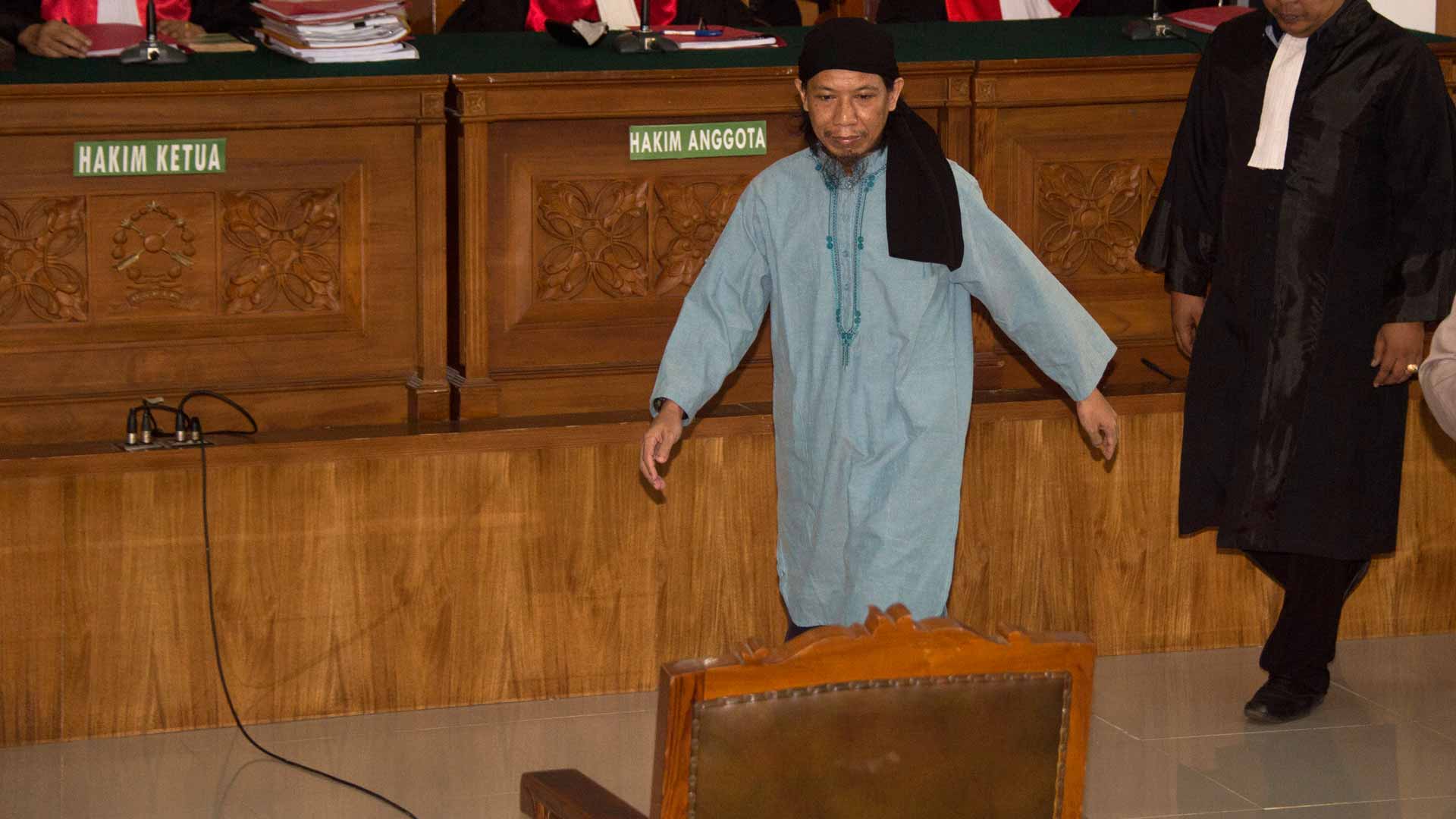 Condenado a muerte un clérigo yihadista por los atentados de Yakarta en 2016