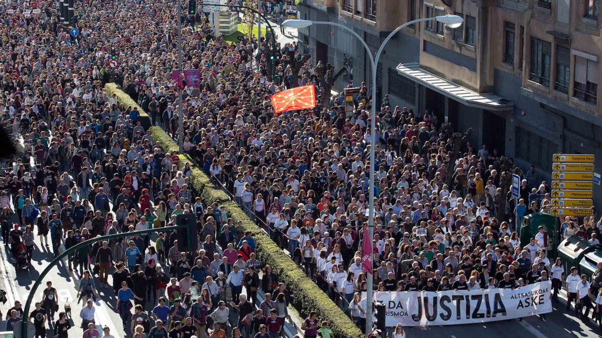 Condenan a los agresores de Alsasua a dos y 13 años de prisión sin cargos por terrorismo