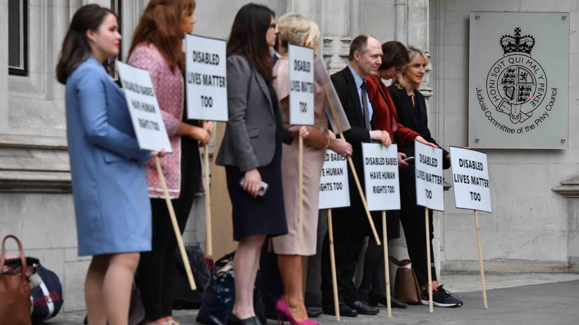 El Supremo británico rechaza pronunciarse sobre el aborto en Irlanda del Norte