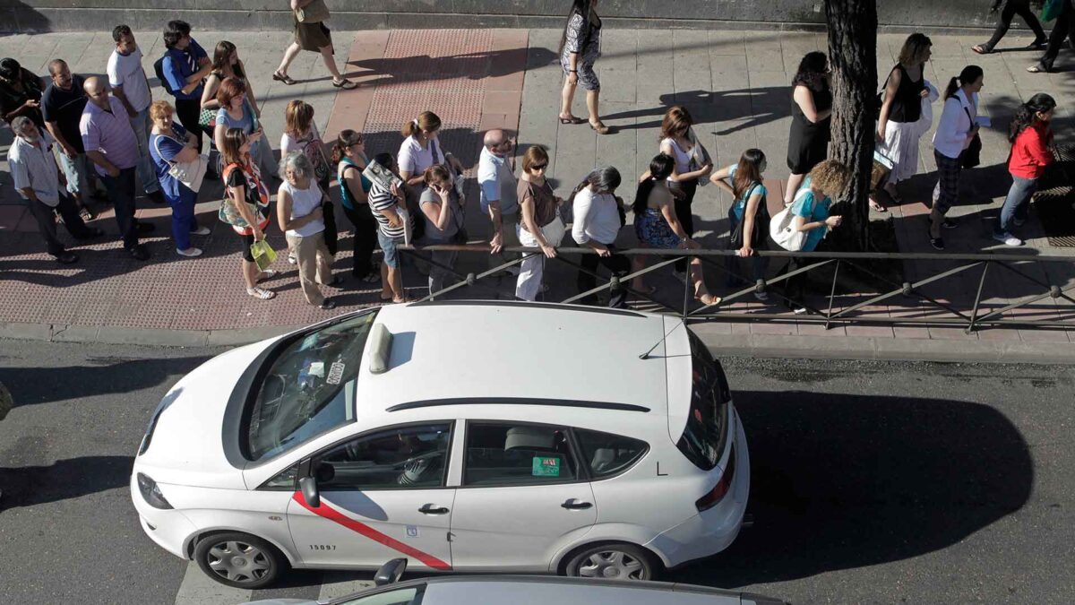 El Tribunal Supremo avala el límite de una licencia VTC por cada 30 taxis