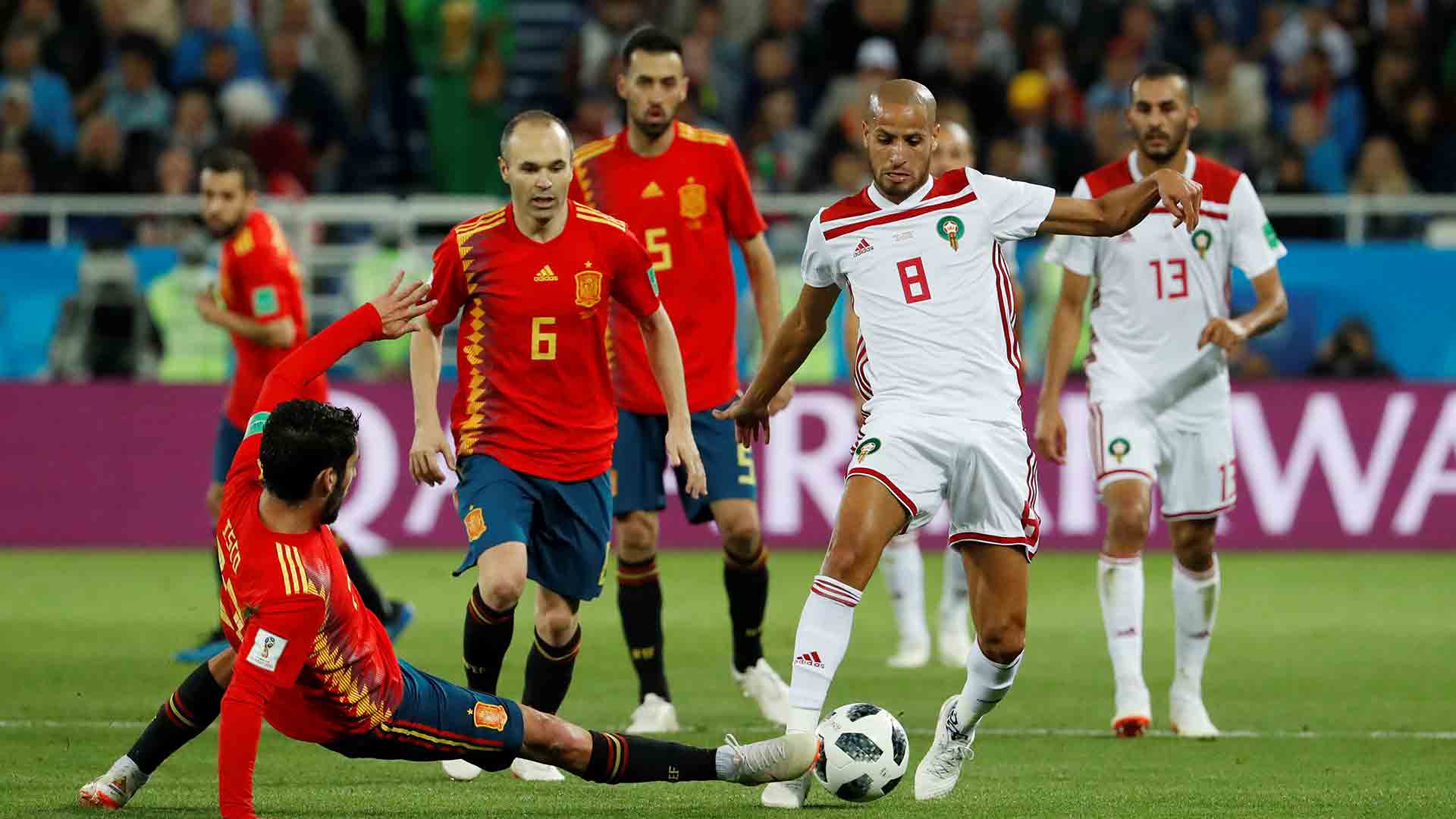 España empata 2-2 ante Marruecos y se clasifica como primera de grupo